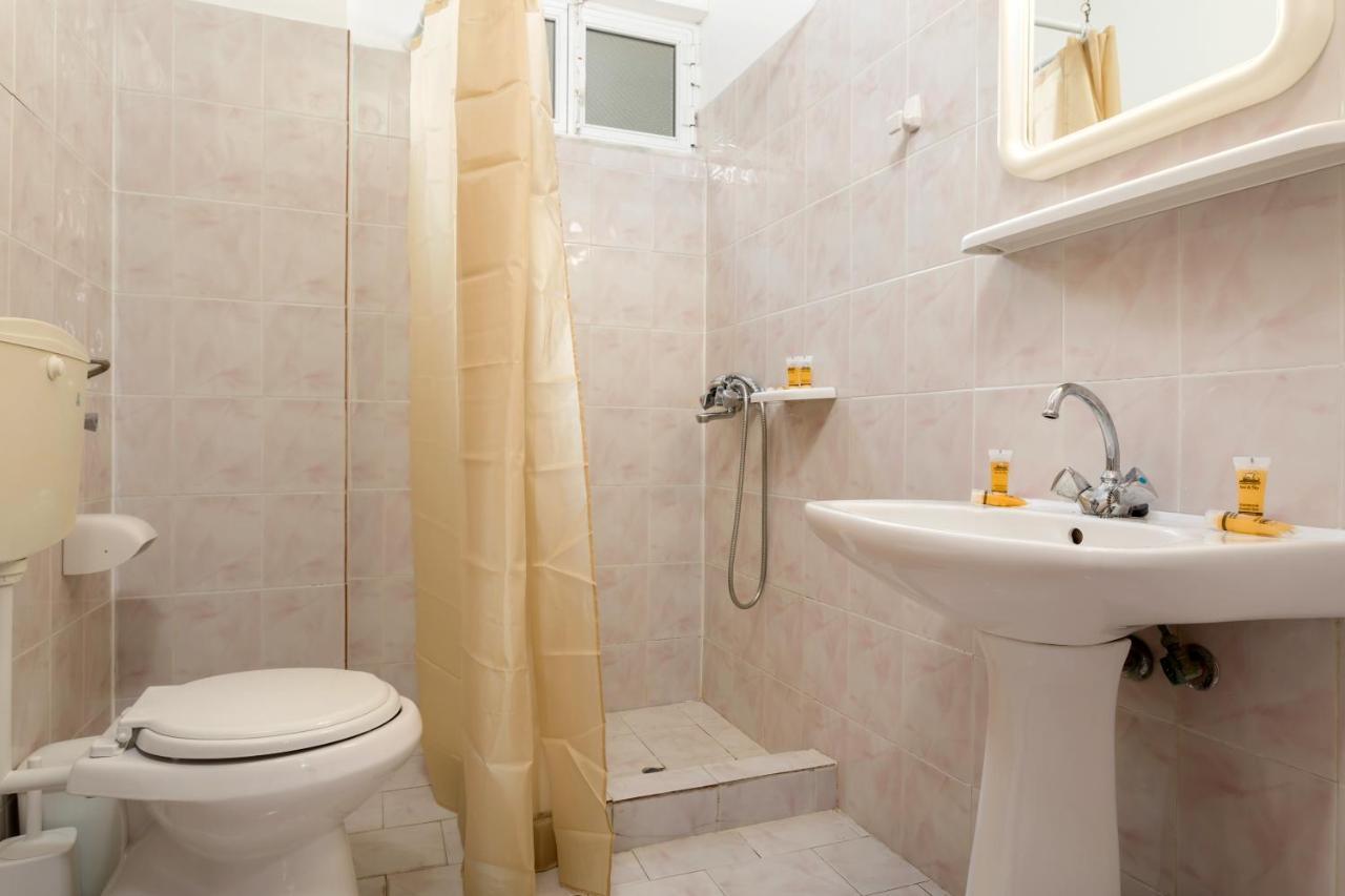 Holidays Studios & Apartments ลากานาส ภายนอก รูปภาพ