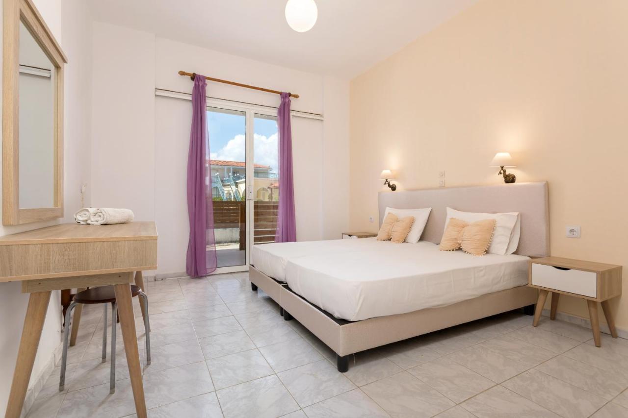 Holidays Studios & Apartments ลากานาส ภายนอก รูปภาพ
