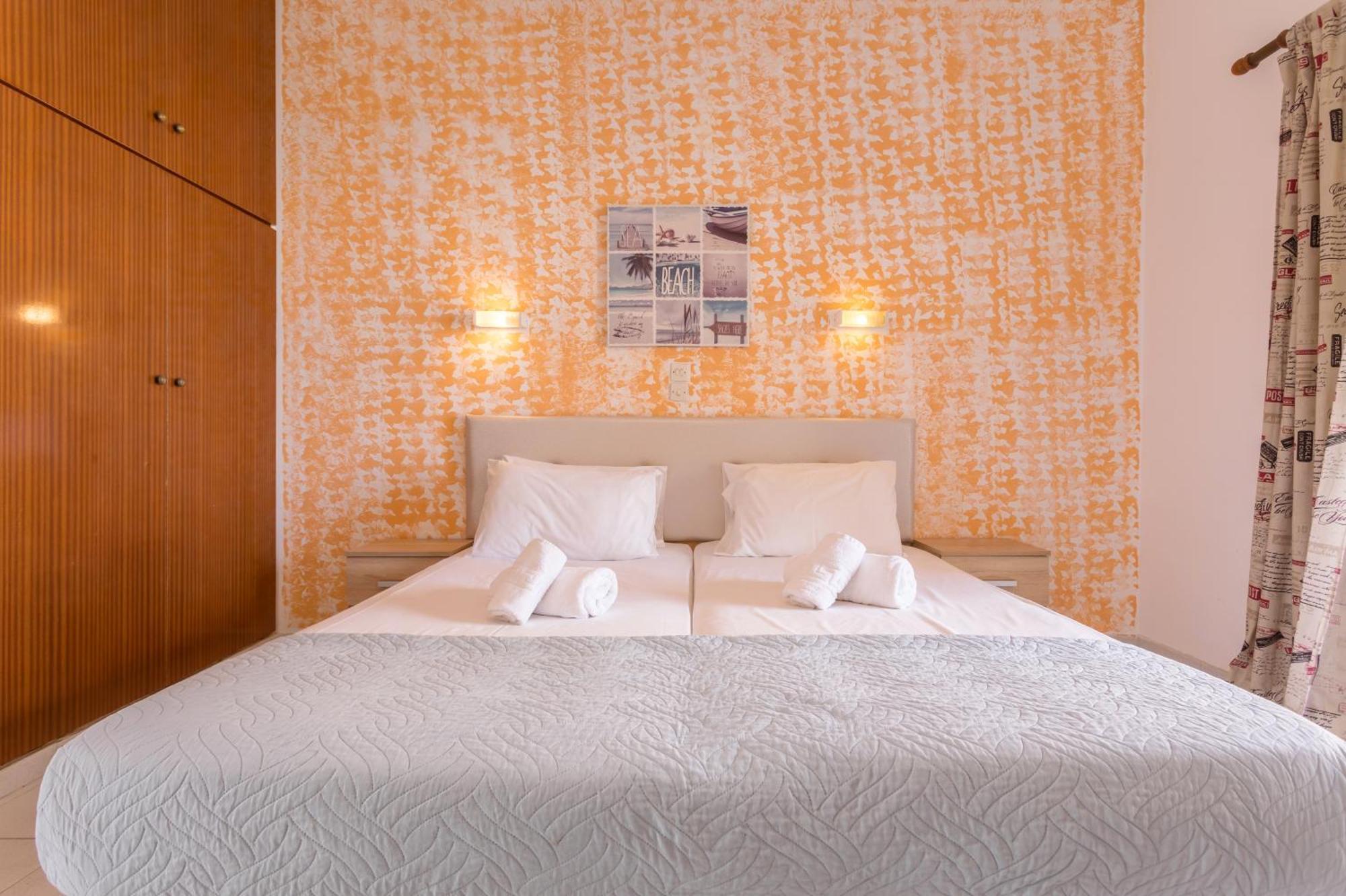 Holidays Studios & Apartments ลากานาส ภายนอก รูปภาพ